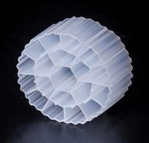 Белый реактор 25*10mm Biofilm мембраны несущих Biofilm K1 Mbbr